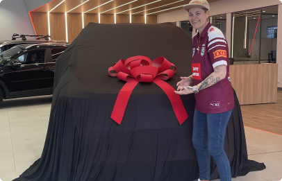 Happy Pathfyndr customer with new car
